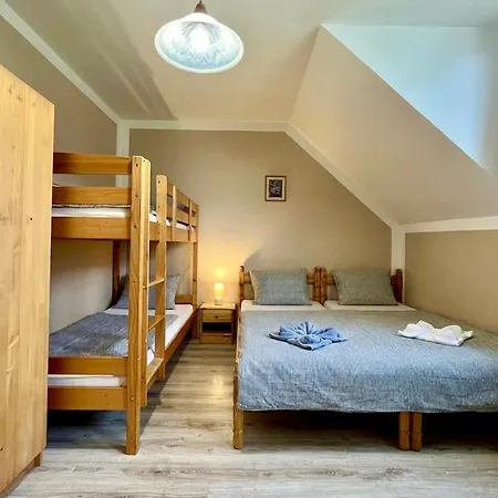 Гостевой дом Zirovice 3*