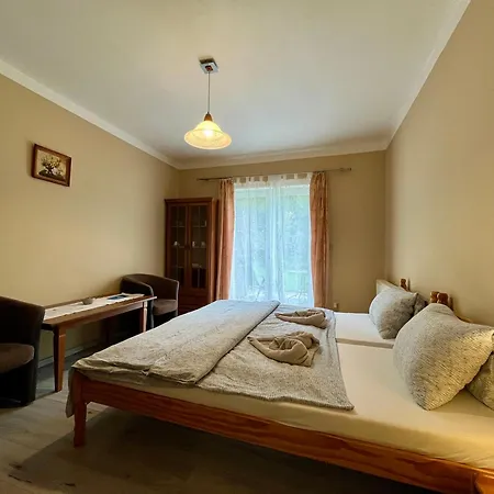 Zirovice Maison d'hôtes 3*